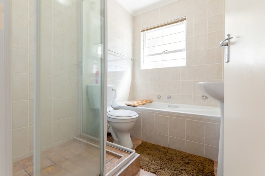 3 Bedroom Property for Sale in Skiathos Western Cape